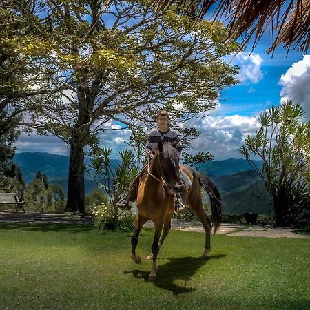 Pousada Marco Polo Campos do Jordão Екстериор снимка