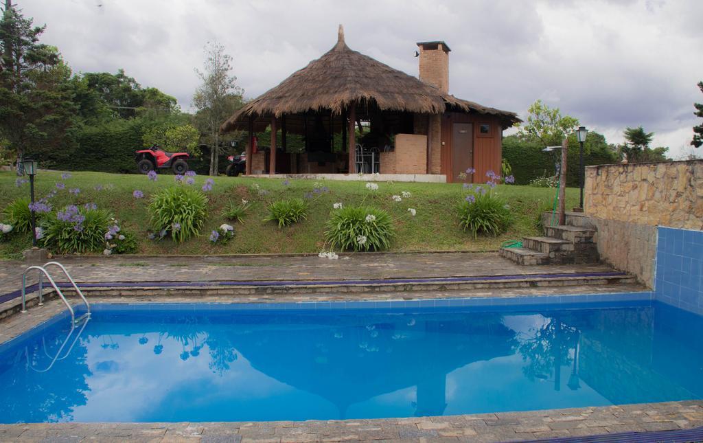 Pousada Marco Polo Campos do Jordão Екстериор снимка