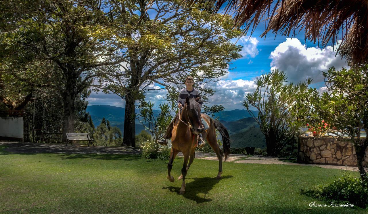 Pousada Marco Polo Campos do Jordão Екстериор снимка