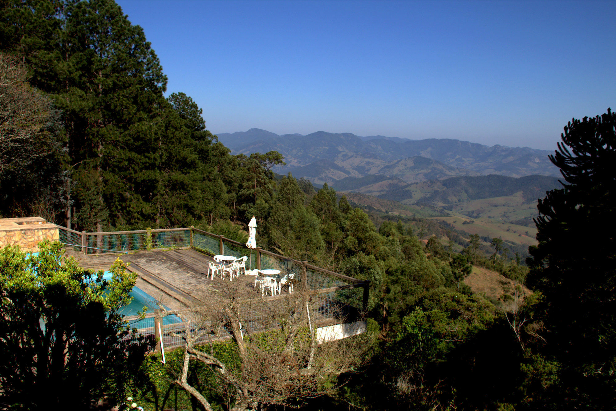 Pousada Marco Polo Campos do Jordão Екстериор снимка