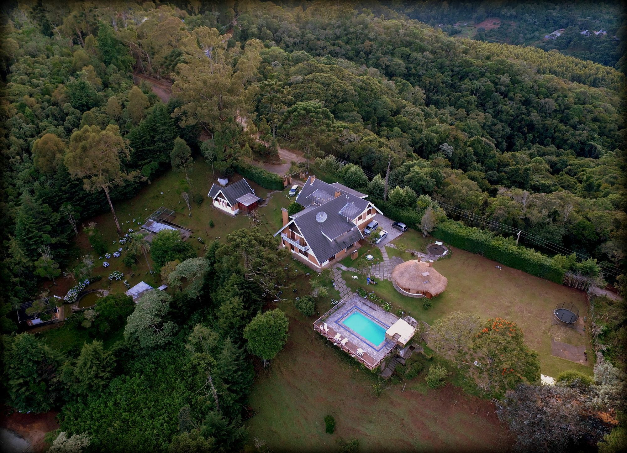 Pousada Marco Polo Campos do Jordão Екстериор снимка